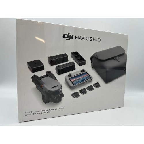 Квадрокоптер DJI Mavic 3 Fly More Combo в Калининграде DJI RC / с экраном