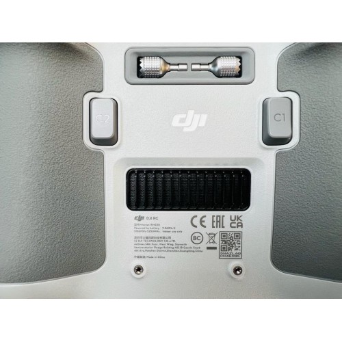 Квадрокоптер DJI Mavic 3 Pro в Калининграде с пультом DJI RC