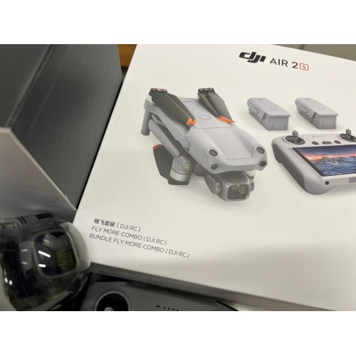 Квадрокоптер DJI AIR 2S Fly More Combo (пульт DJI RC с экраном) в Калининграде
